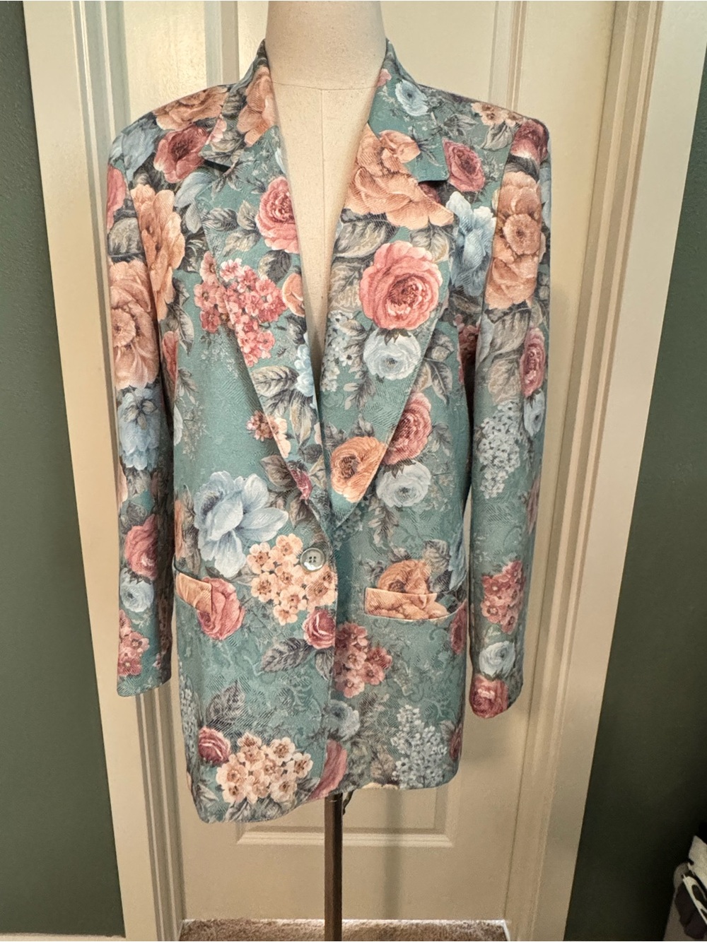 VTG Alfred Dunner Floral Blazer in Teal and Pastel Blooms